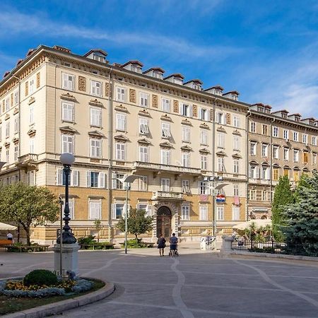 Apartments Art Teatro Rijeka Extérieur photo